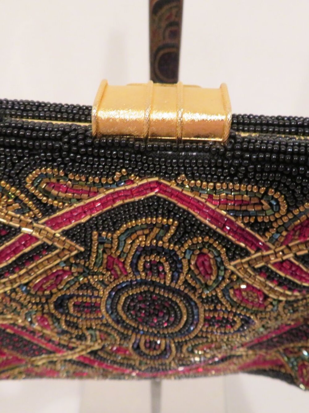 Walborg Black Red Iridescent Beaded Ornate Purse - Picture 8 of 16